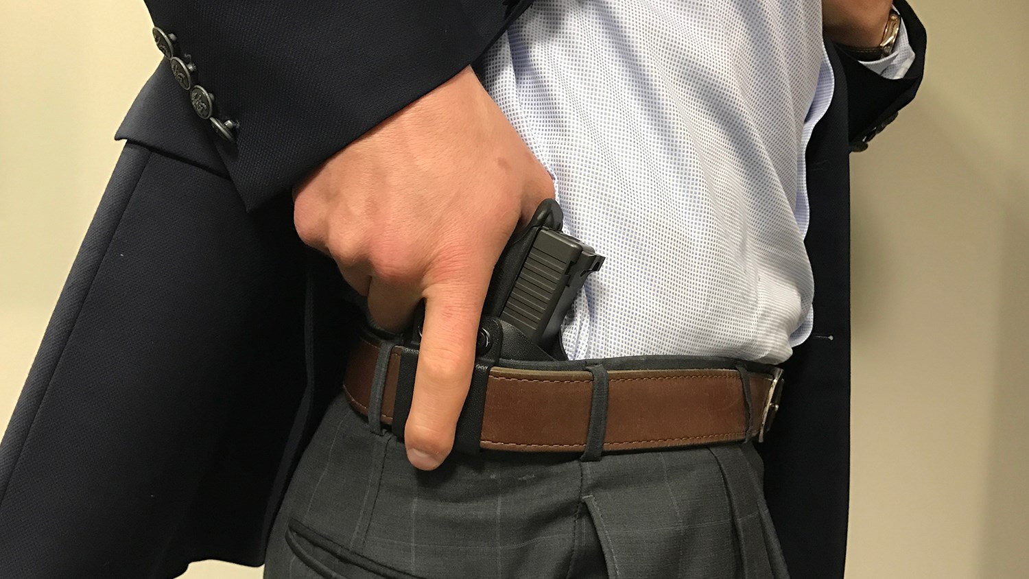The Anti-Gun Myth: There’s No “Good Guy with a Gun”